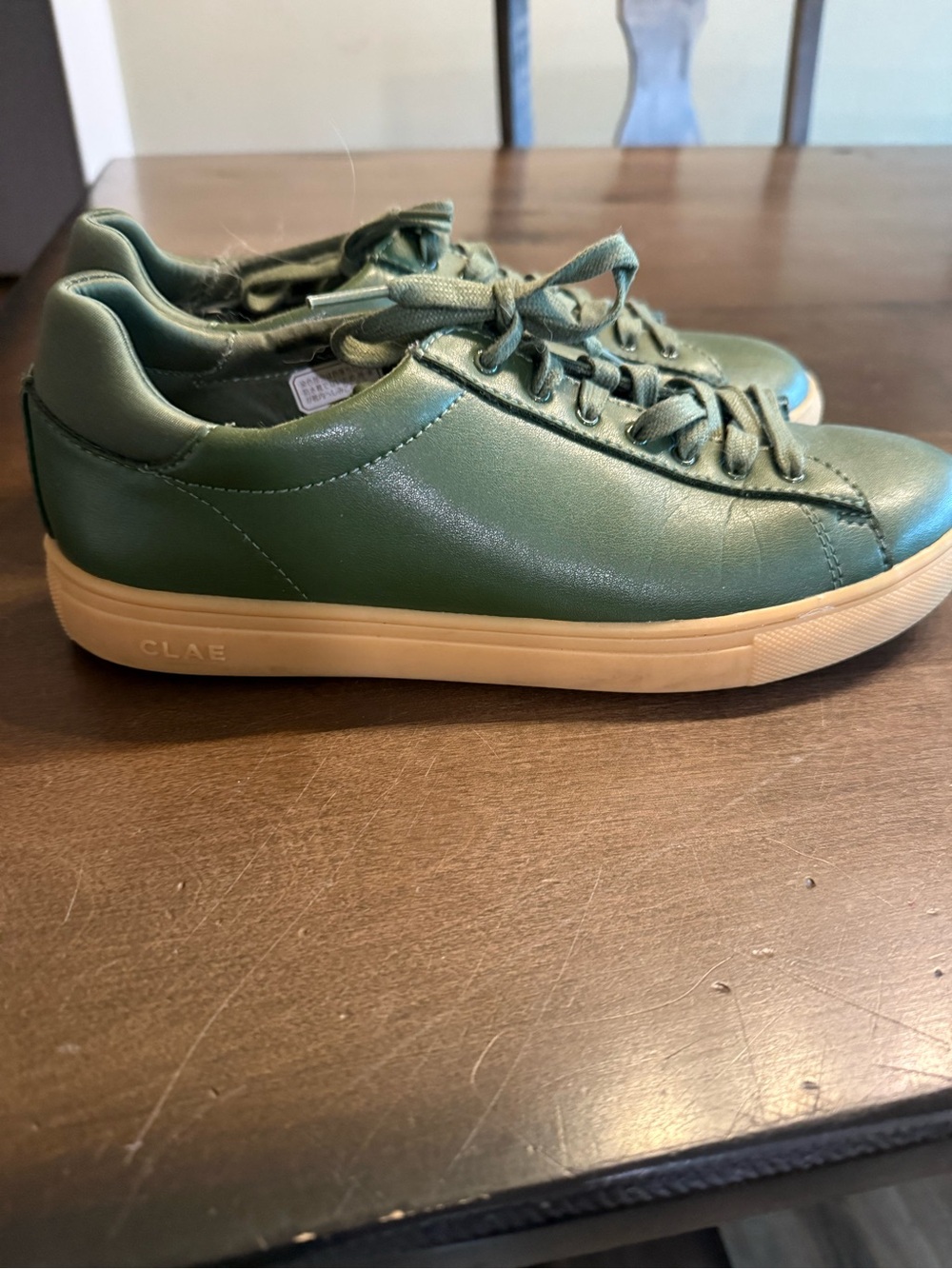 Clae Women’s Green Leather Low-Top Sneakers
